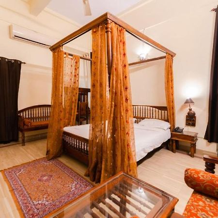 Sisodia Hotel & Resorts Jodhpur  Esterno foto